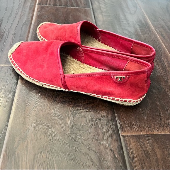 Tory Burch women’s espadrille size 8 with one side unstitched - Picture 2 of 9